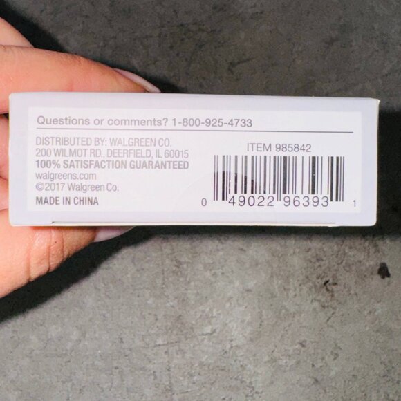 Dashing Fine Gifts 4 Whiskey Cubes with 1 Pouch Chill Your Spirits Gray Black - Picture 3 of 6